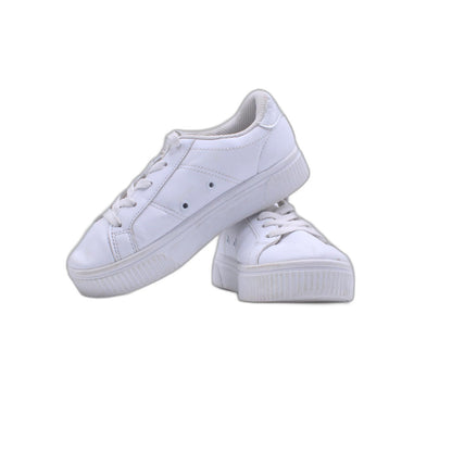 Fila White Casual Shoe