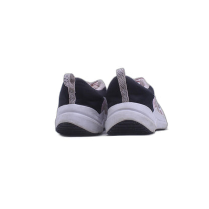 Nike Downshifter Sneaker