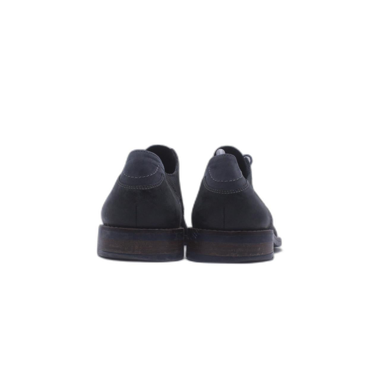 LLYOD Black Formal Shoe