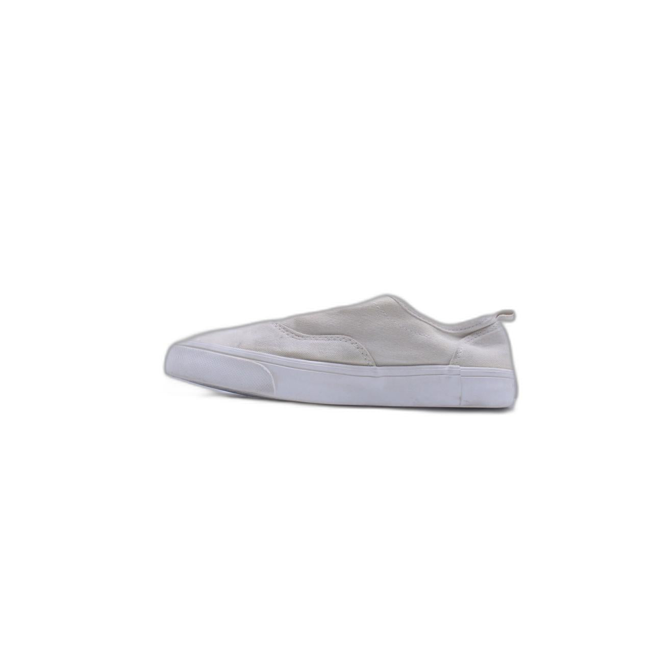 Old Navy White Sneaker