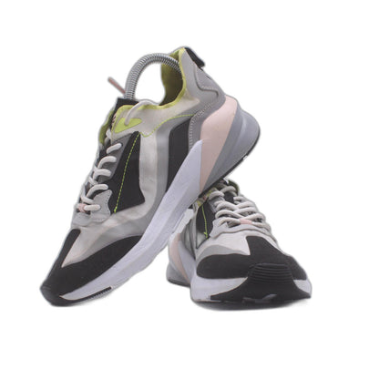 Fabletics Echo Performance Colorful Sneaker