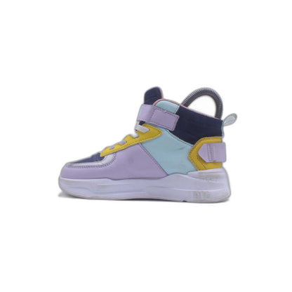 Nike Boys' Team Hustle D 10 Shoes, White/Photon Dust, 6.5 Grade School Medium US