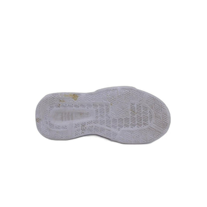 Nike Boys' Team Hustle D 10 Shoes, White/Photon Dust, 6.5 Grade School Medium US