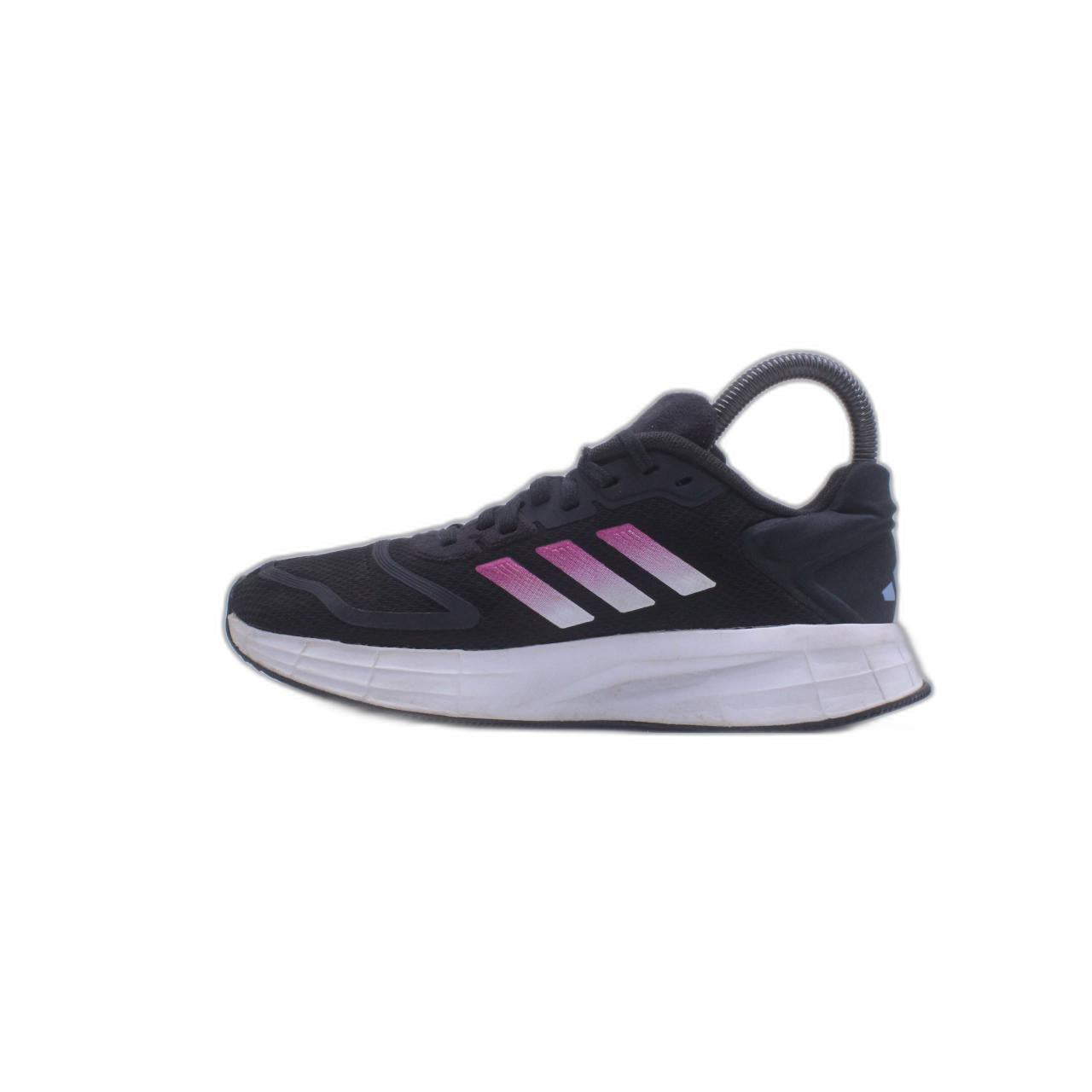 Adidas Black Sneaker