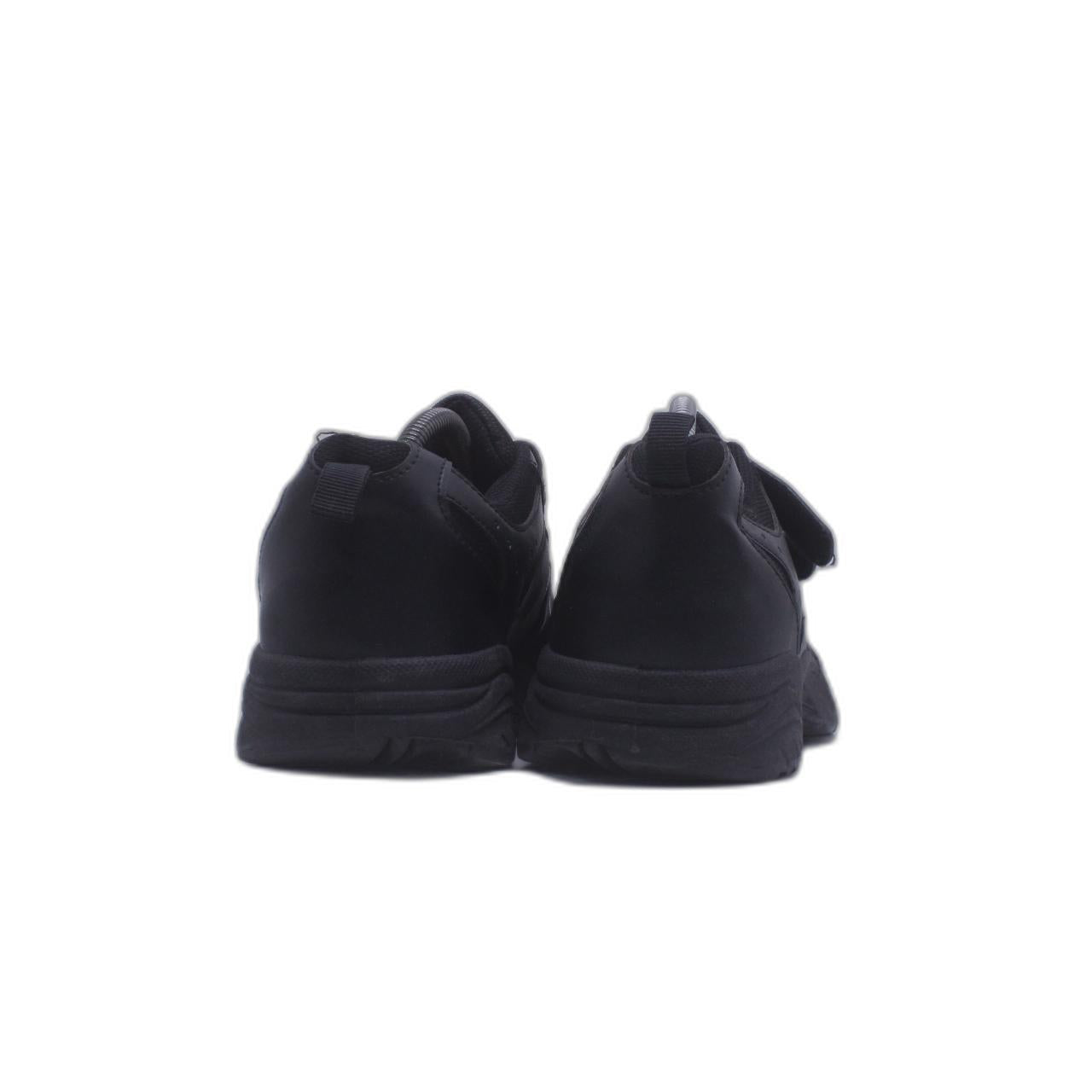 Go Stroll Black Formal Shoe