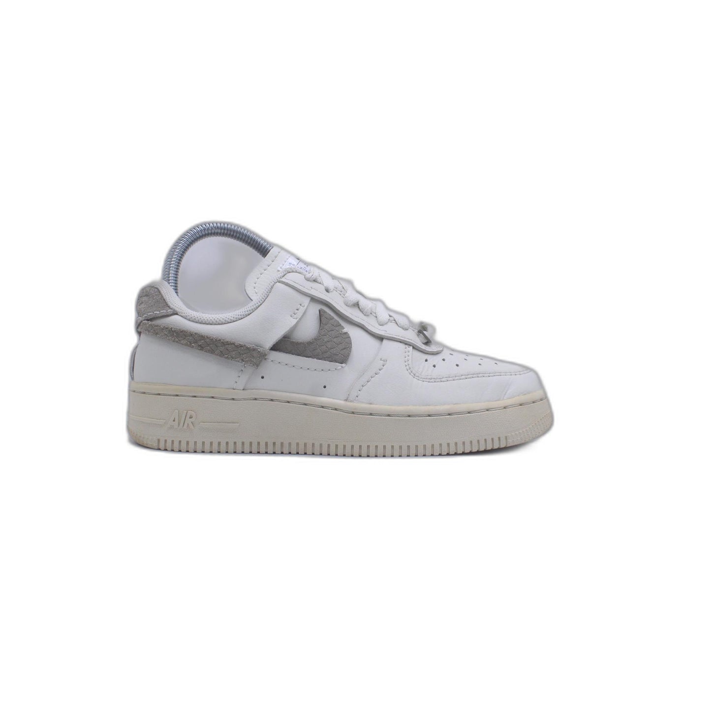 NIKE Women’s Air Force 1 ‘07 Sneaker
