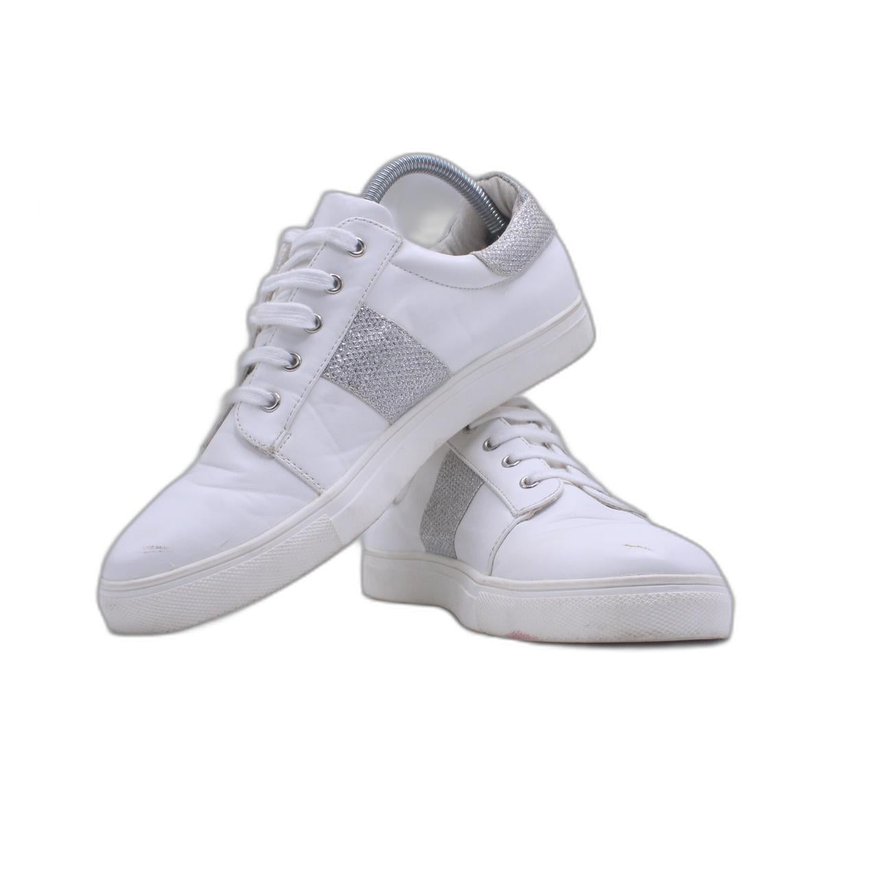 LPB White Causal Shoe