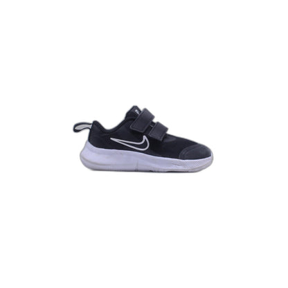 Nike Star Runner Black Sneaker