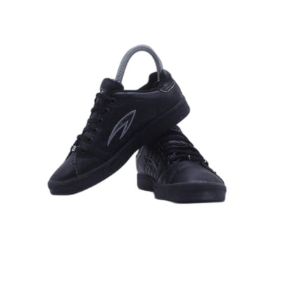 YUMAS Black kid Shoe
