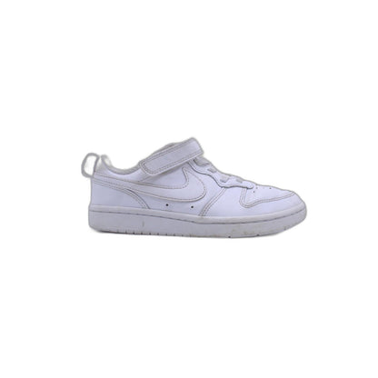 Nike Youth Court Borough Mid 2 Basketball Shoe