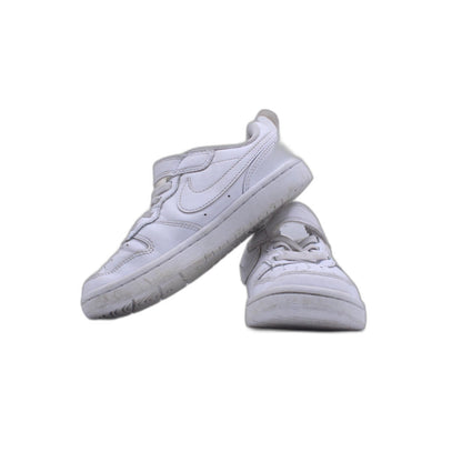 Nike Youth Court Borough Mid 2 Basketball Shoe