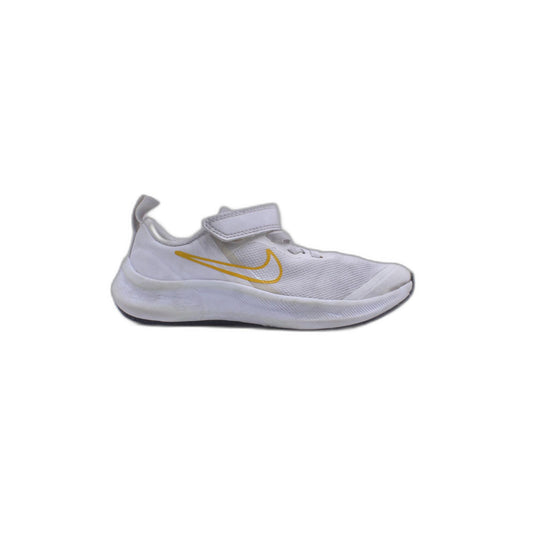Nike Star Runner Sneaker