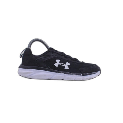Under Armour Charged ASSERT Sneaker