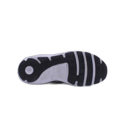 Under Armour Charged ASSERT Sneaker