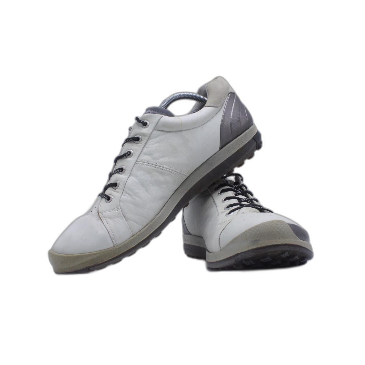 ECCO Natural Motion Shoe