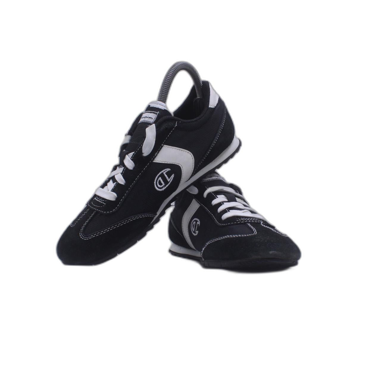 Champion Black Sneaker