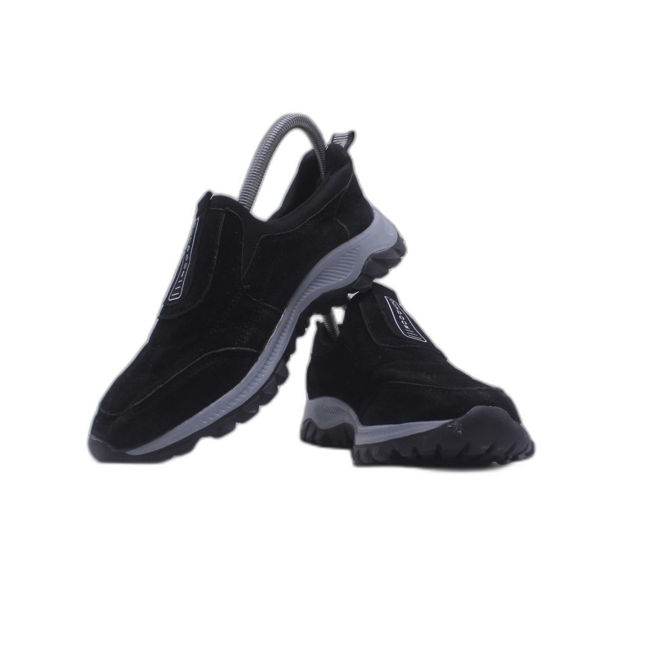 Sport Outdoor Black Shoe
