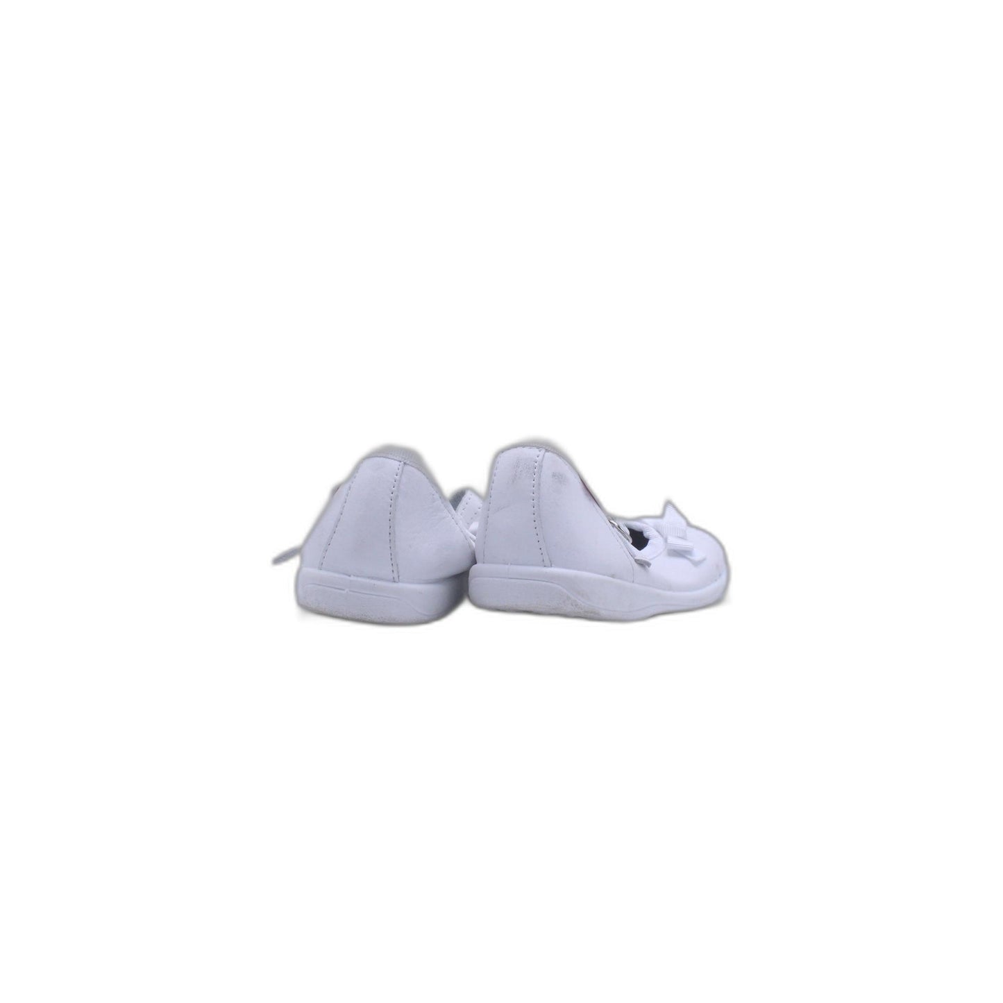Titanitos White Sandal
