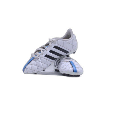 Adidas 11 questra Football Cleat