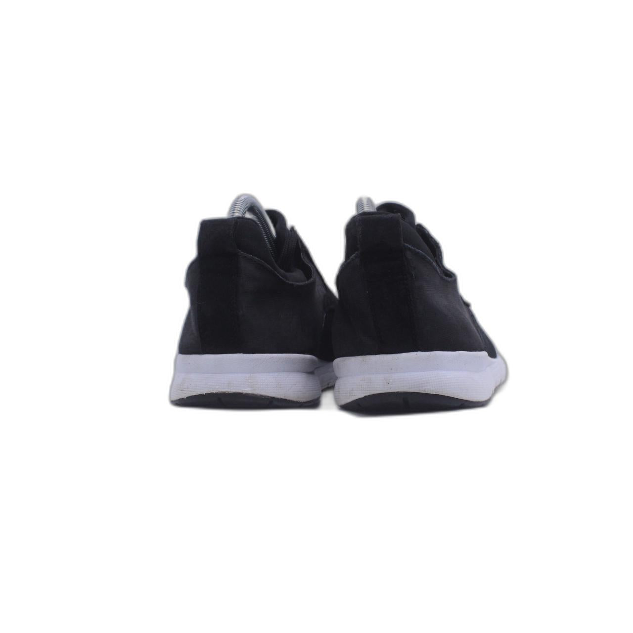 Cardiff Black Sneaker