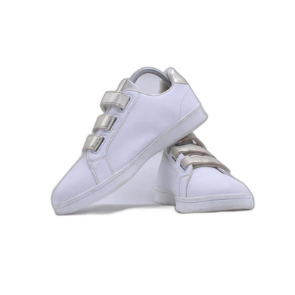 UNYK White Women Casual Shoe