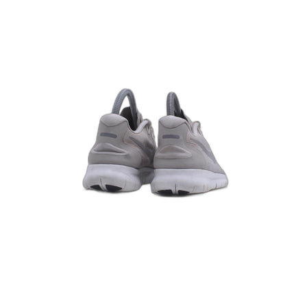 Nike Womens Free RN 2017 Sneaker