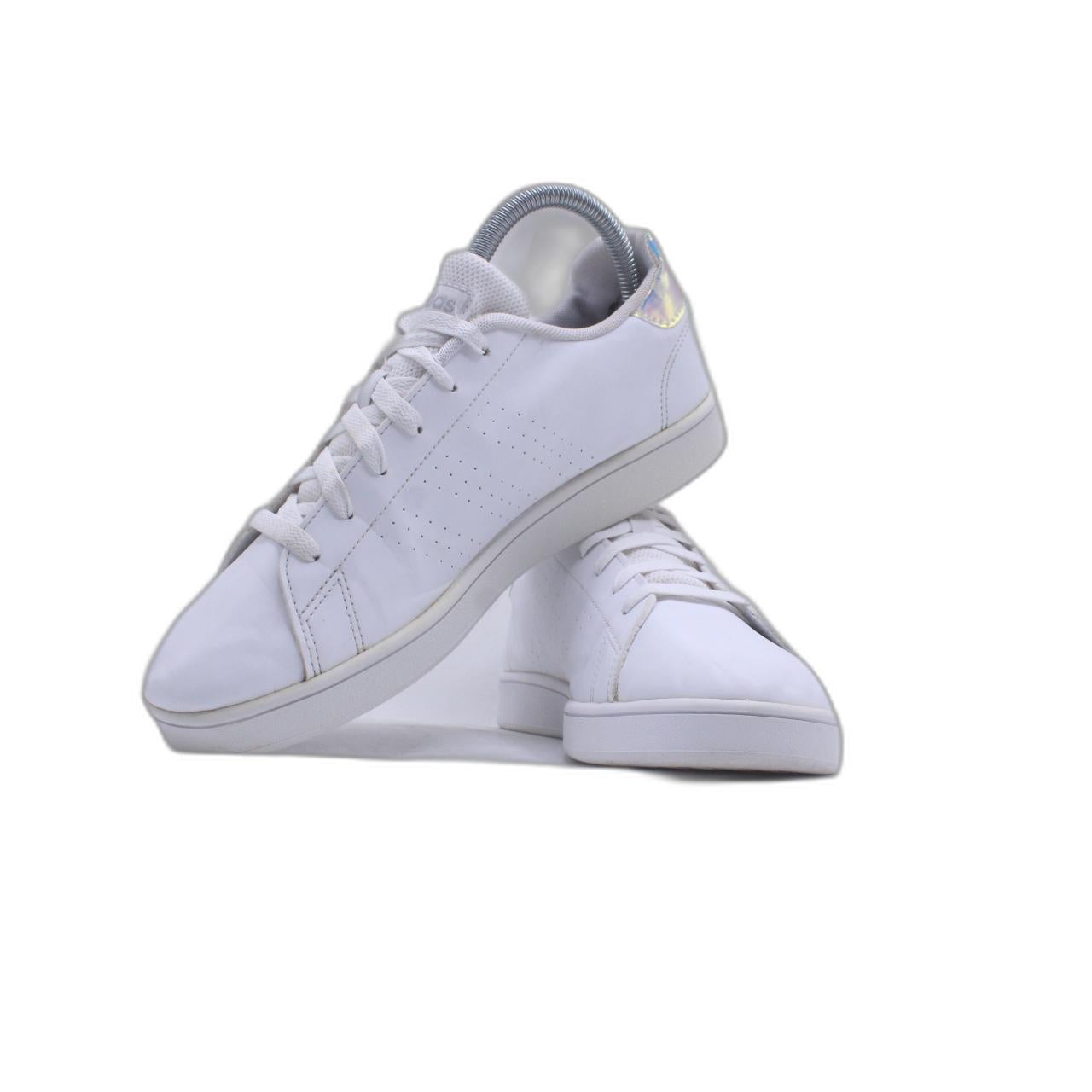 Adidas Essentials Advantage Sneakers