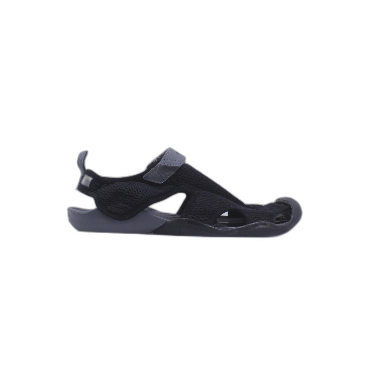 BALCK CROCS SLIPPER