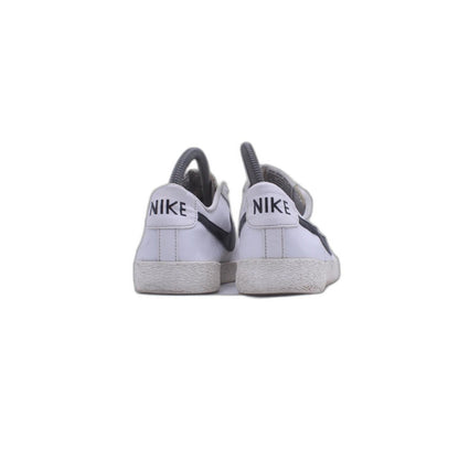 Nike White Casual Shoe