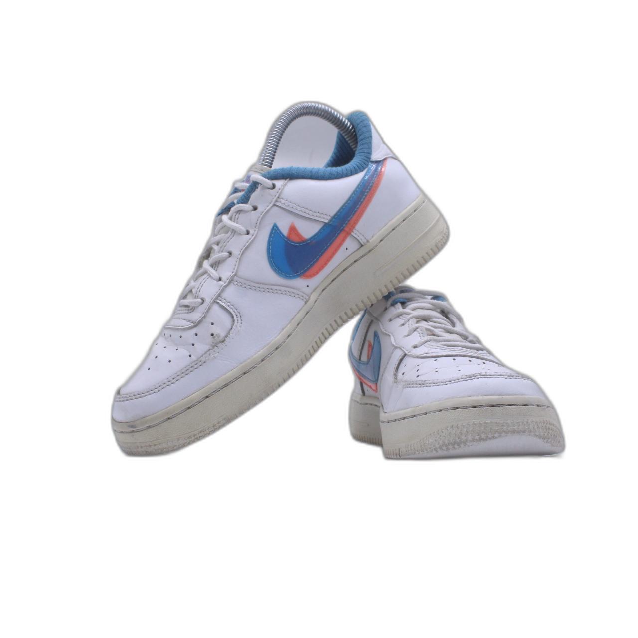 NIKE AIR FORCE SNEAKER