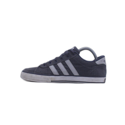 Adidas Court Sneaker