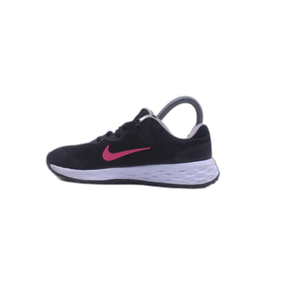 Nike Revolution 6 Women's Sneaker