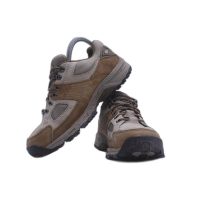 NEW BALANCE - 748 - HIKING BOOTS