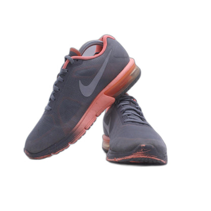 Nike Air Max 719916-011 Athletic Shoe