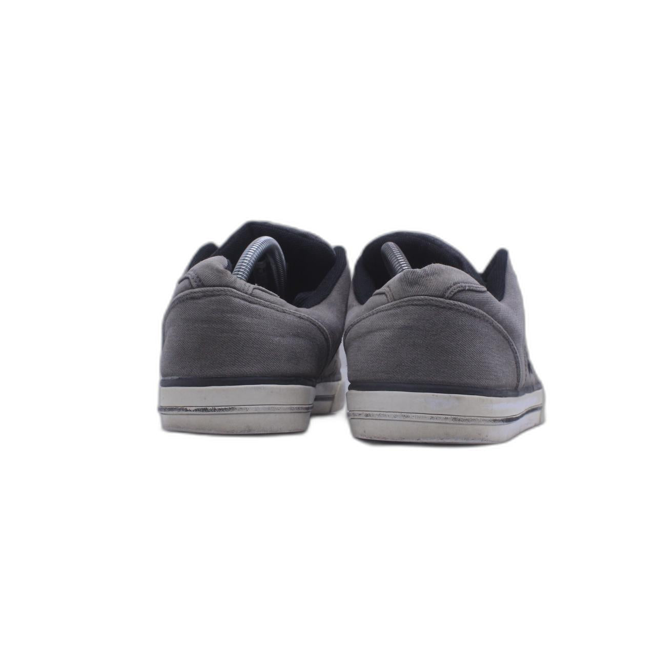 Creek Gray Sneaker