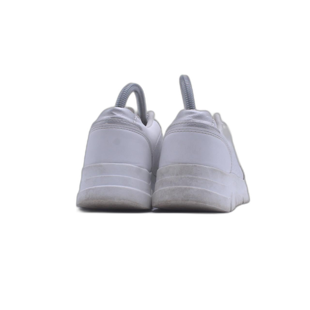 Graceland White Sneaker