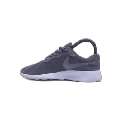 Nike Tanjun Running Shoe