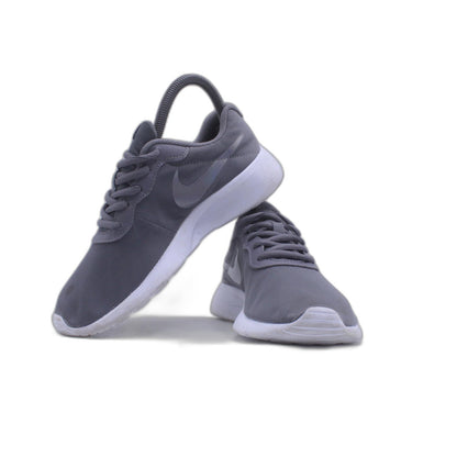 Nike Tanjun Running Shoe