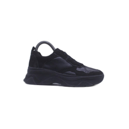 Chel See Black Sneaker