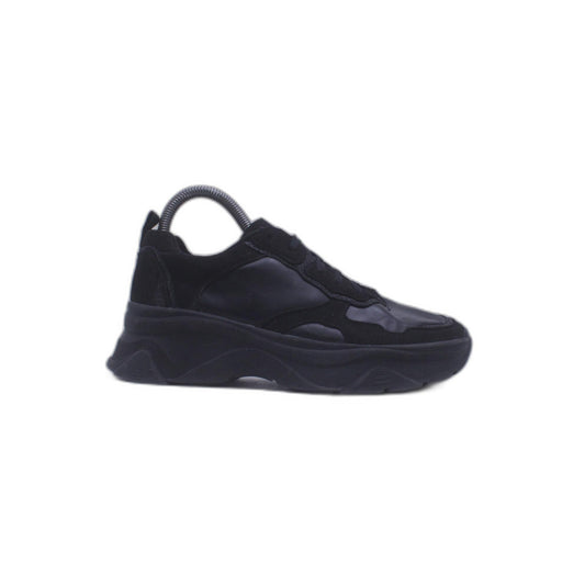 Chel See Black Sneaker