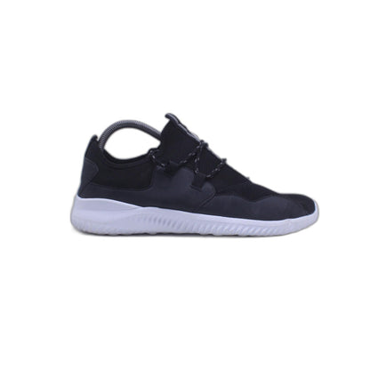 Active Walker Black Sneaker