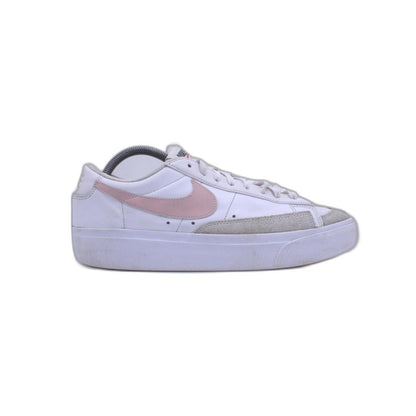 Nike Blazer Trainers Low Platform White Trainers Laces Sneaker