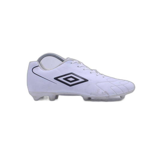 Umbro White Cleat
