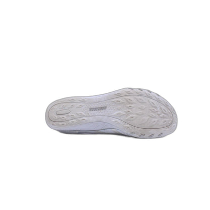 Skechers Womens Breathe-Easy Simple Pleasure White Casual Flat