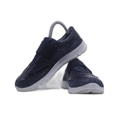 Vita Form Blue Sneaker