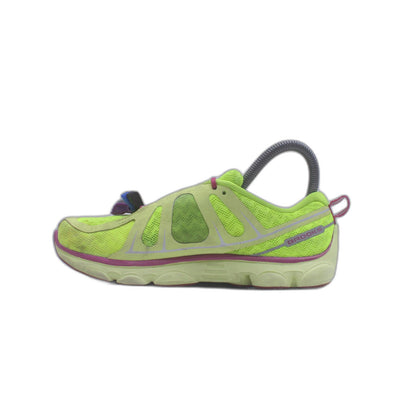BROOKS Pure Flow P2 Fluorescent Yellow Athletic Sneaker