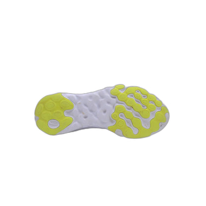 New nike element 55 sneakers 6Y