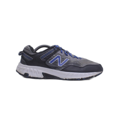 New Balance 410 v6 Sneaker