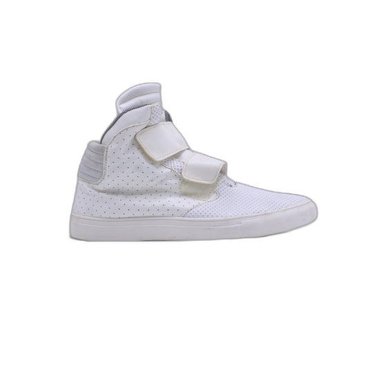 White High Top Sneaker