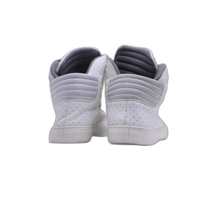 White High Top Sneaker